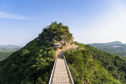 高山丘壑