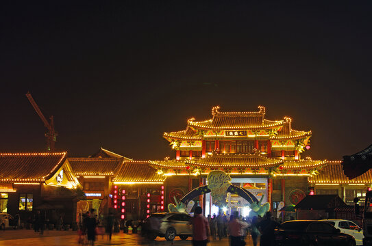 开封清明上河园夜景