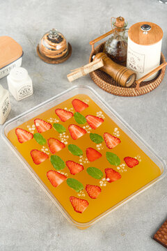 草莓芒果冰粉