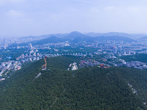 山东济南英雄山航拍