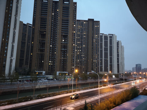 环山路夜景