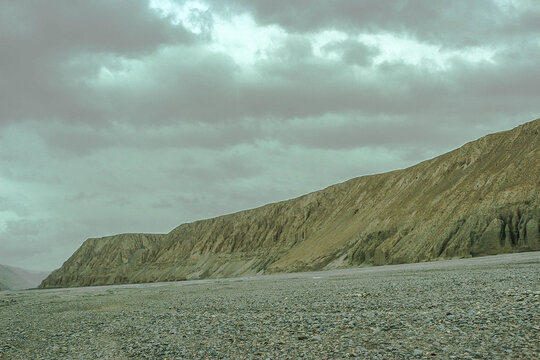 新疆南疆山丘自然风景