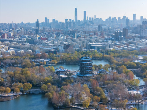 济南大明湖雪景