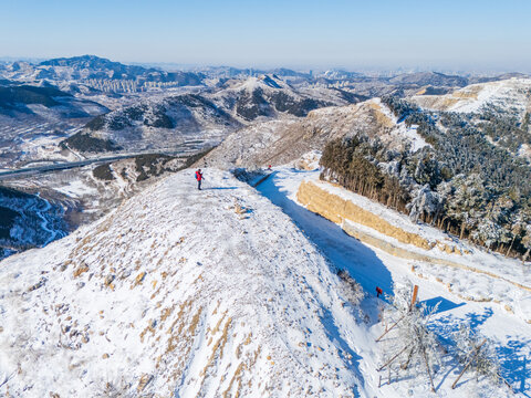 济南黑峪顶雪景