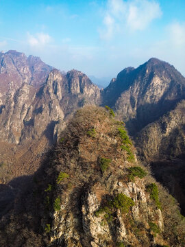 高山峻岭