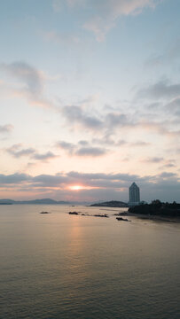 青岛栈桥周边建筑与风景