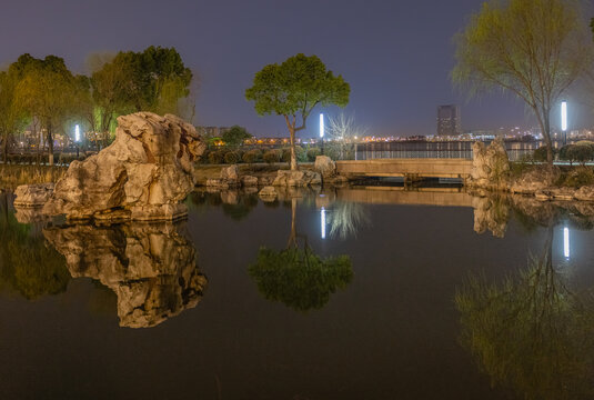 尹山湖夜景