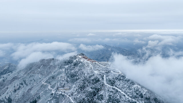 航拍信阳大别山灵山风光