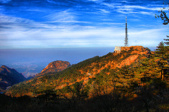 黄山山顶黄昏