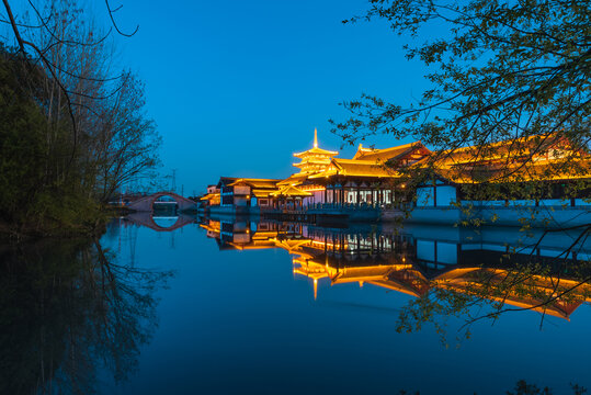 江阴神华寺夜景