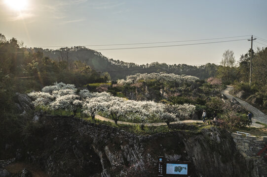 宜都市架锅山村