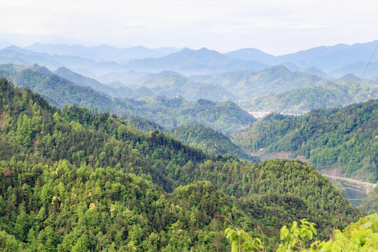 山峦起伏