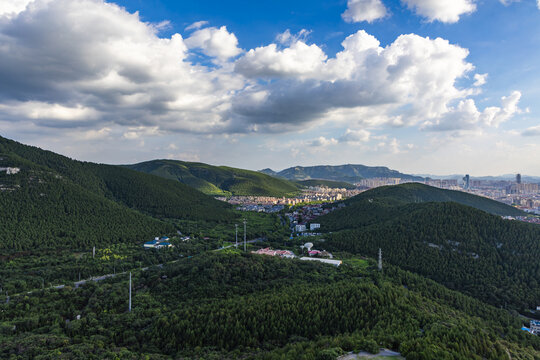 山东济南千佛山佛慧山航拍