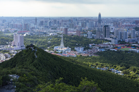 山东济南千佛山航拍