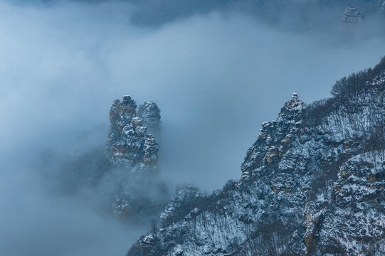 白石山云海雪景