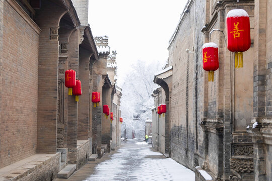 山西省晋商万荣县李家大院雪景