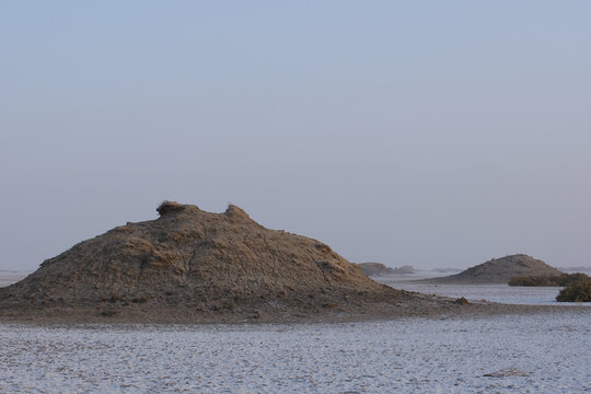 新疆盐碱滩