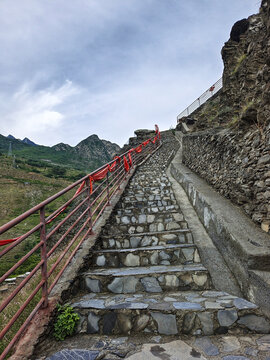 高原山路