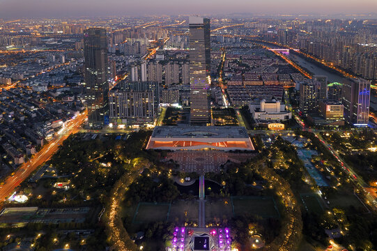 无锡太湖广场航拍城市风光夜景