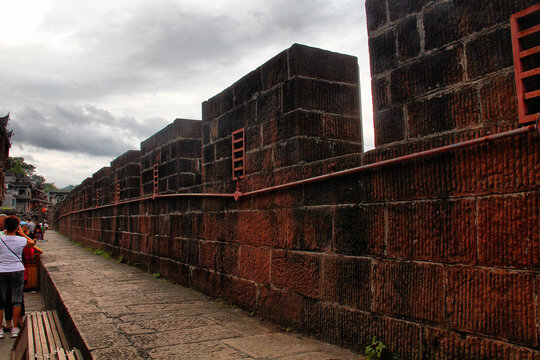 凤凰古城城墙