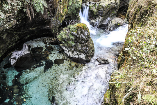 四川乐山峨眉山清音阁