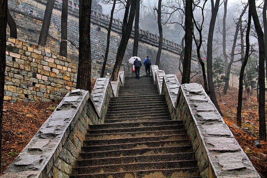 泰山登山路