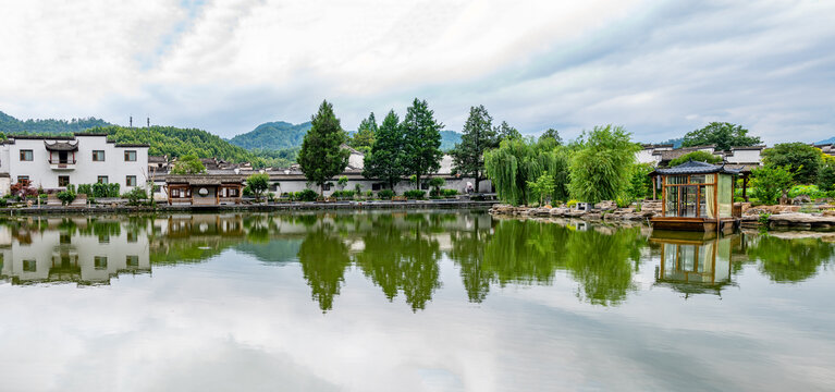 西递古村水景