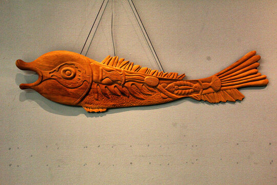 木雕鱼挂件现代工艺品
