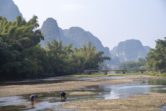 山水河流