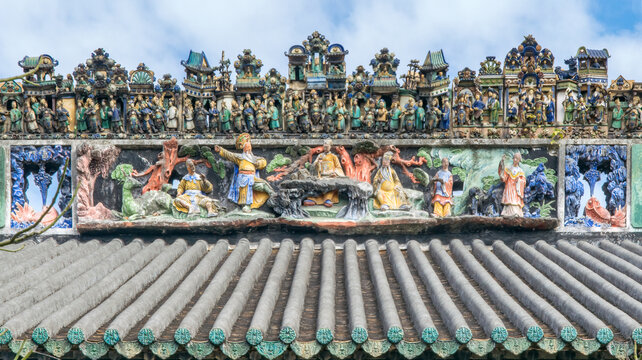 岭南传统古建筑陶塑装饰瓦脊