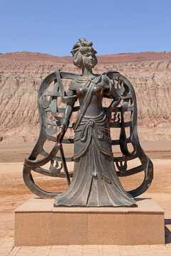 铁扇公主雕塑