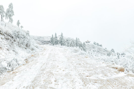 冰雪山区