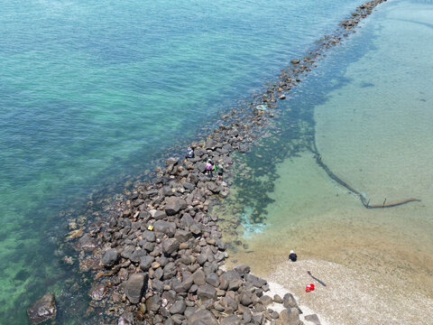 架海海边礁石养殖场航拍