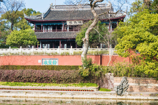 嘉兴南湖烟雨楼