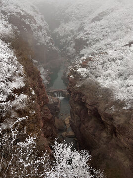 红石峡雪景