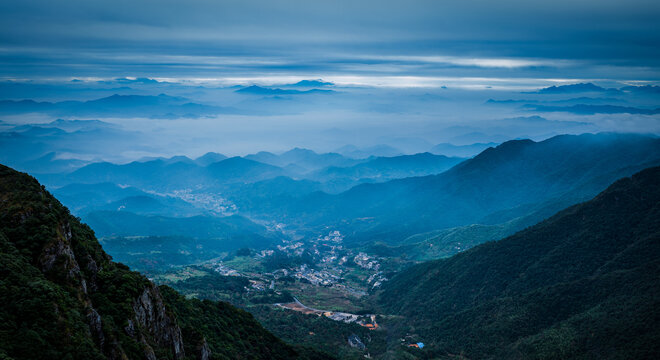 大山