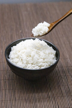 煮熟的米饭