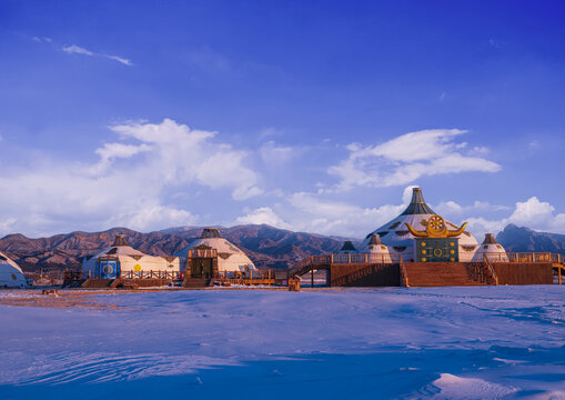 敕勒川草原冬季雪景蒙古包