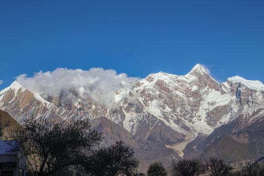 南迦巴瓦雪山