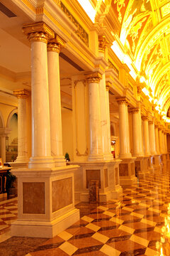 酒店大厅装饰圆柱罗马柱石材工艺