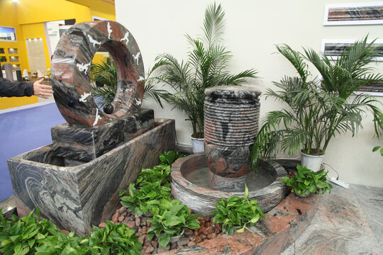 园林工艺喷泉石雕刻环境装饰