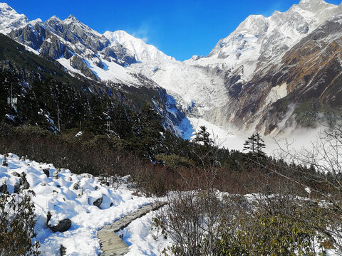 雪山冰川