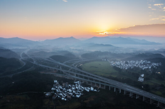 广西钟山同古互通日出航拍大图