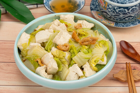油渣白菜豆腐