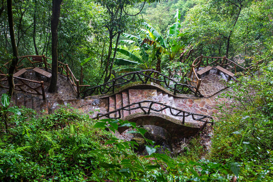 北帝山旅游景区登山步道