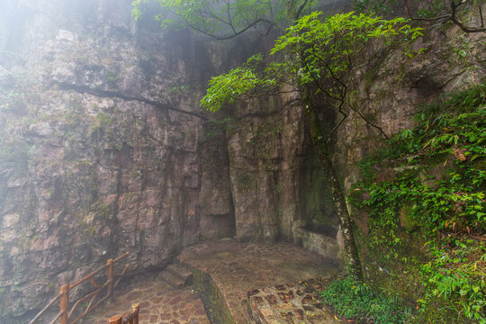 北帝山旅游风景区仙人谷