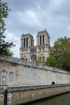 维修中的巴黎圣母院