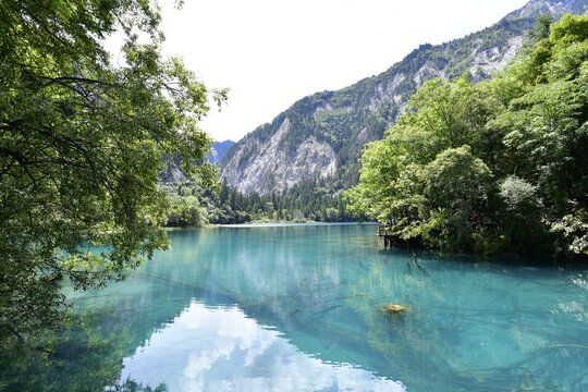 高山湖泊