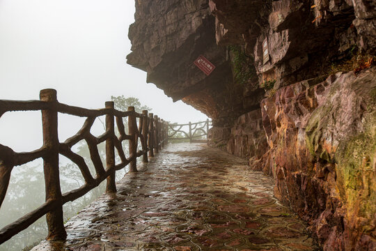 北帝山旅游风景区彩石步道