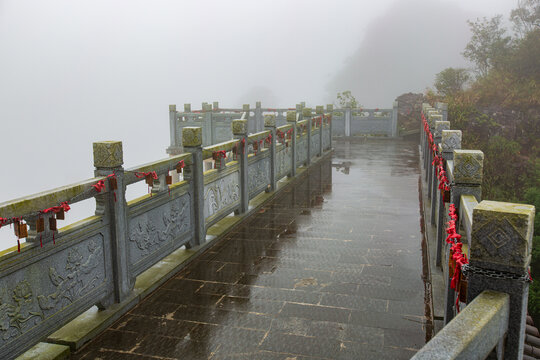 北帝山旅游风景区彩石桥